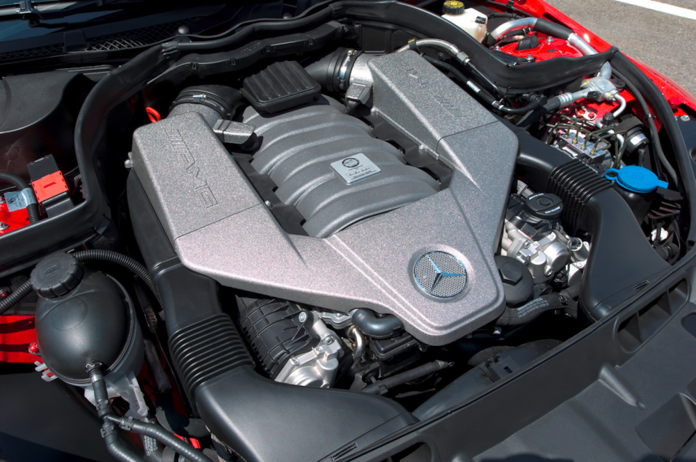 今後値上がり予想あり！いま乗るべきV8エンジンのメルセデス | 宮園 
